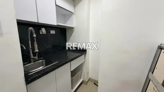 OFICINA EN VENTA EN SABANA GRANDE, CENTRO PROFESIONAL DEL ESTE - 6