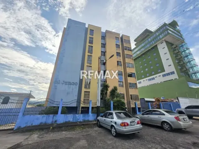 Apartamento ubicado en el Edificio Residencias el Junco, sector la concordia