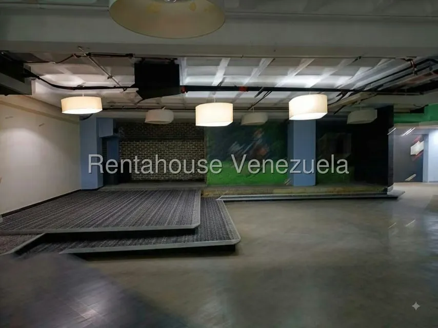 Local Comercial en Alquiler en Las Minas, Miranda - 5