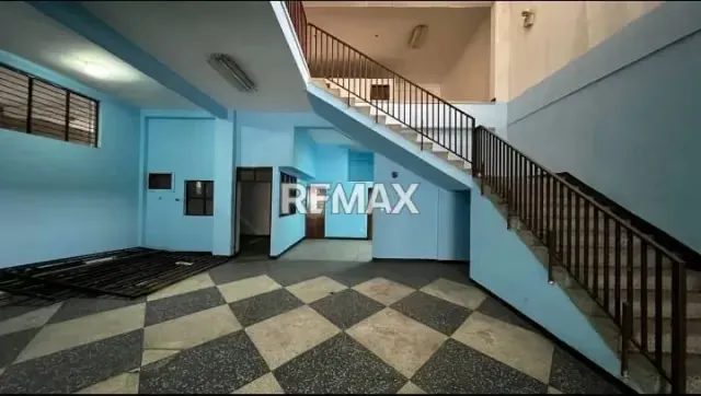 EN VENTA EDIFICIO RESIDENCIAL Y COMERCIAL EN EL CENTRO OESTE - 9
