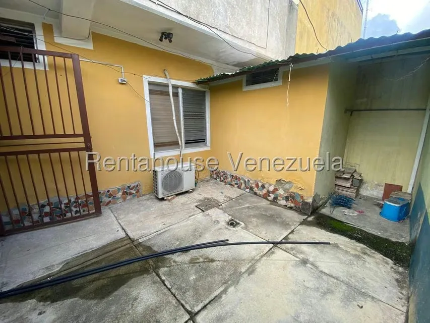 Casa (Multipes Niveles) en Alquiler en Centro, Lara - 21