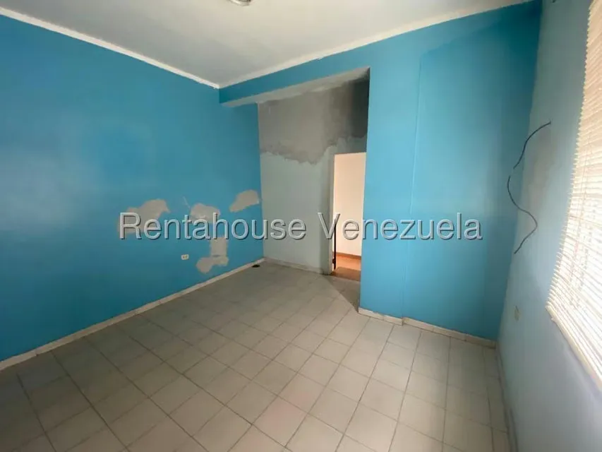 Casa (Multipes Niveles) en Alquiler en Centro, Lara - 35