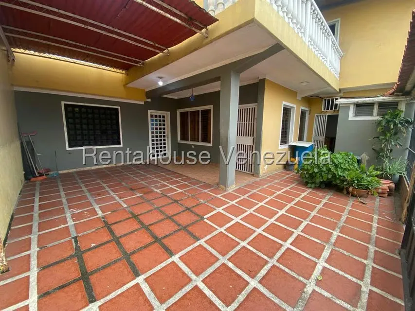 Casa (Multipes Niveles) en Alquiler en Centro, Lara - 6