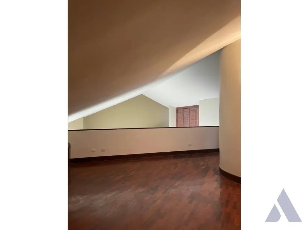 Vendo planta baja duplex 585m2 Alto Hatillo 9929 - 13