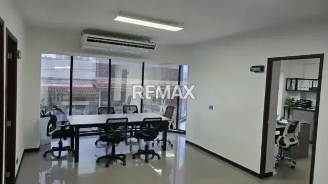 ALQUILER DE LOCAL COMERCIAL EN BARRIO OBRERO