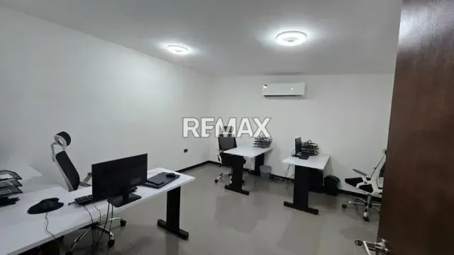 ALQUILER DE LOCAL COMERCIAL EN BARRIO OBRERO - 4