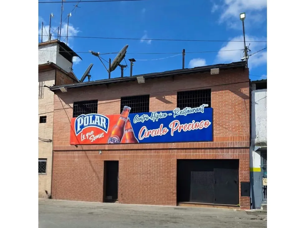 Venta de casa con fondo de comercio en San Martin