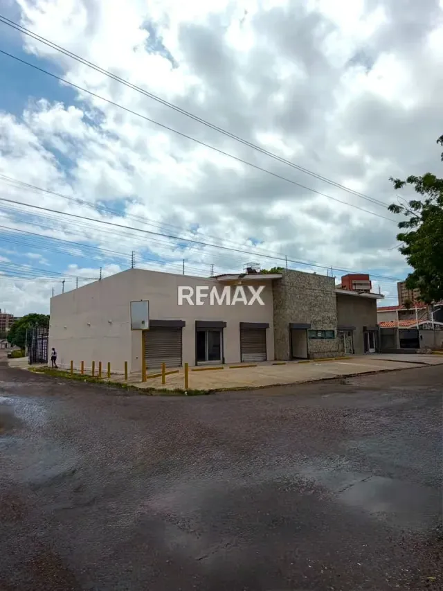 Local Comercial en Venta Calle 71 con Av. 16