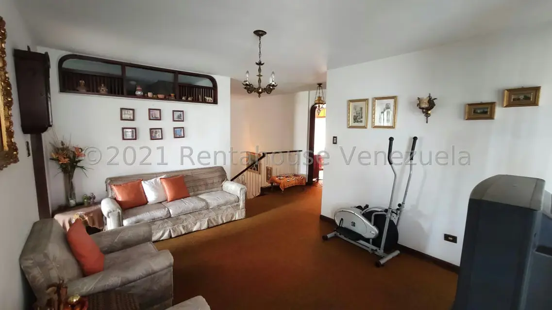Casa (Multipes Niveles) en Venta en Macaracuay, Distrito Metropolitano - 17
