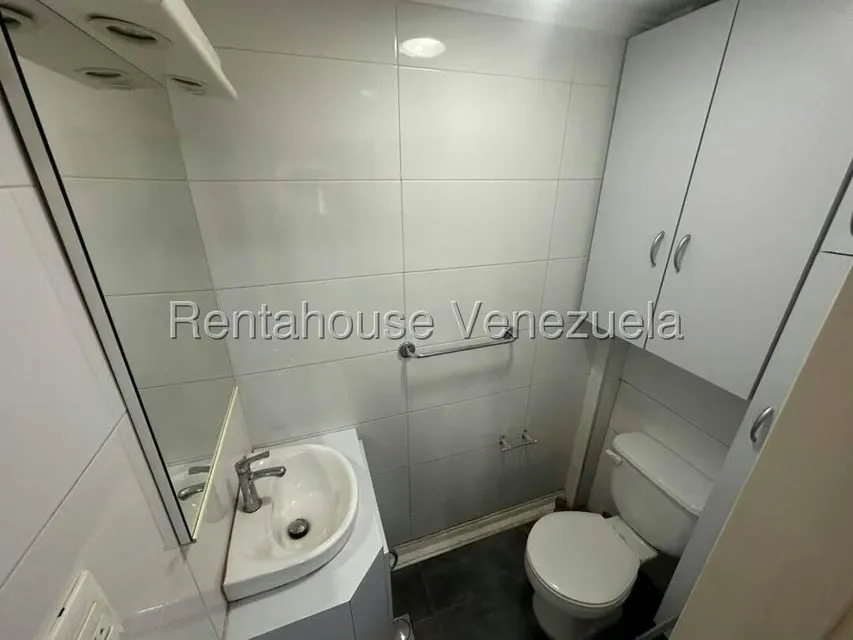 Comercial (Local Comercial) en Venta en La Viña, Carabobo - 16