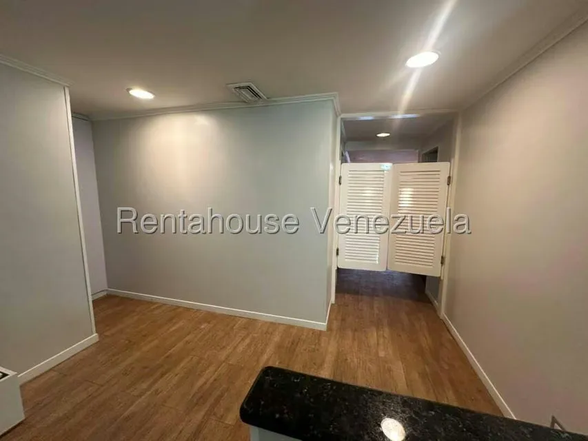 Comercial (Local Comercial) en Venta en La Viña, Carabobo - 9