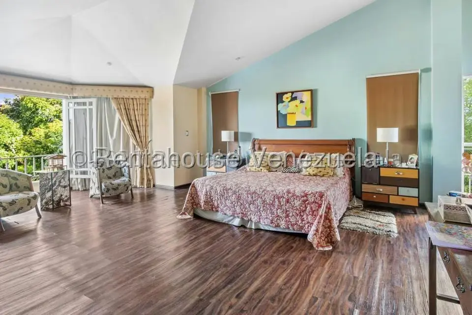 Casa (Multipes Niveles) en Venta en La Lagunita Country Club, Distrito Metropolitano - 18