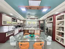 View 8