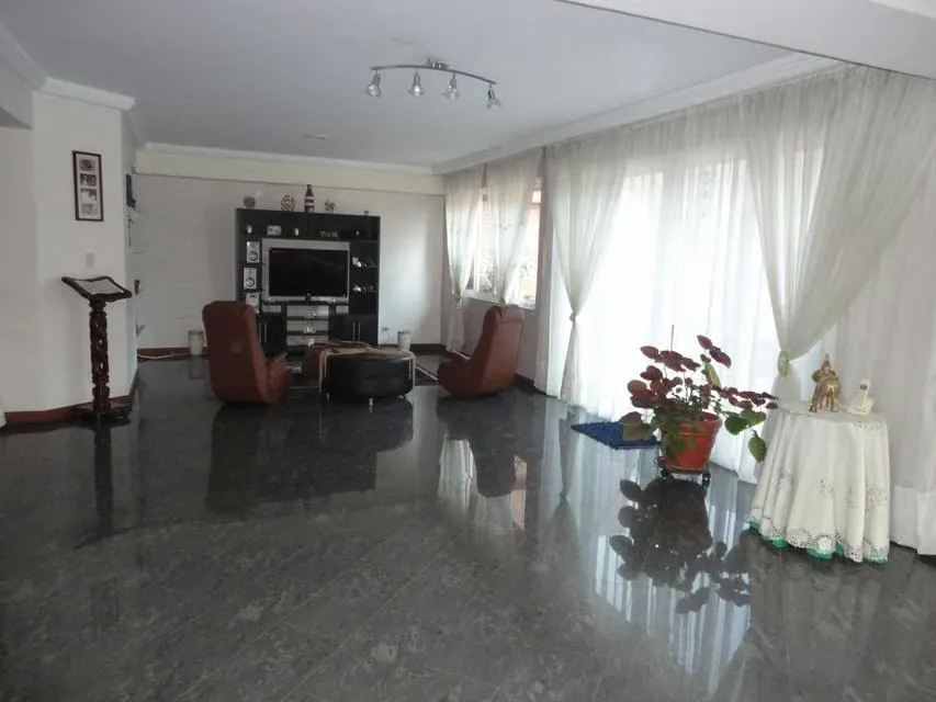Apartamento (Multiples Niveles) en Venta en Miranda, Distrito Metropolitano - 11