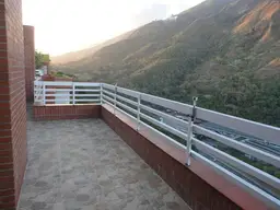 View 16