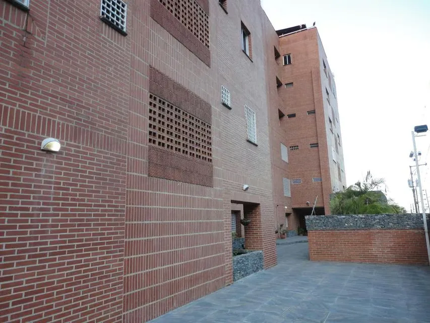 Apartamento (Multiples Niveles) en Venta en Miranda, Distrito Metropolitano - 3