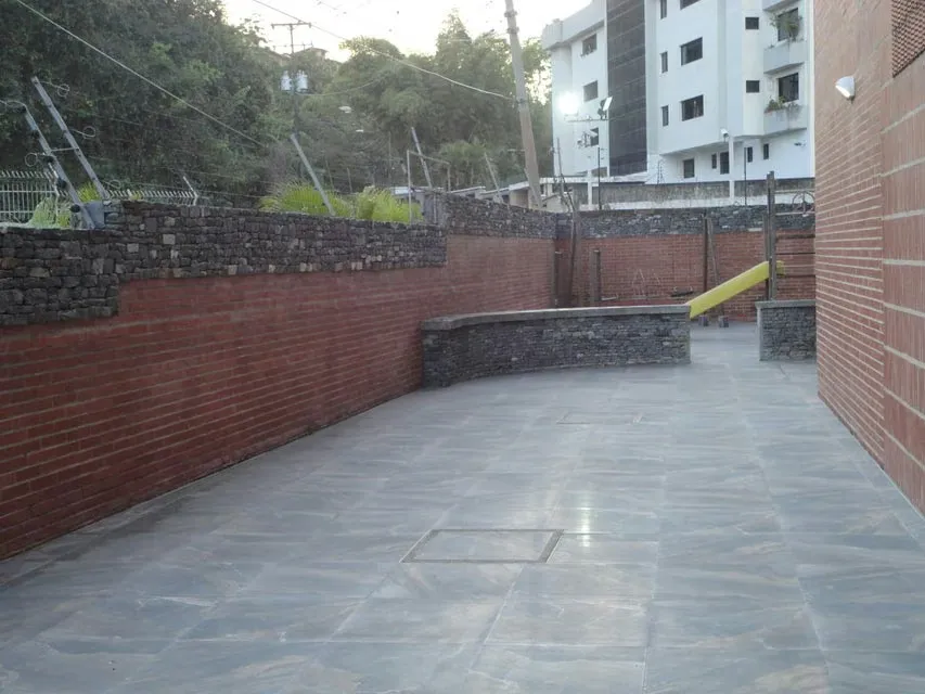Apartamento (Multiples Niveles) en Venta en Miranda, Distrito Metropolitano - 5