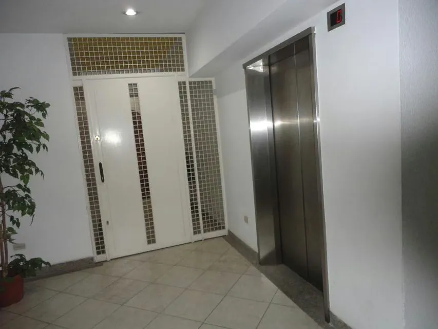 Apartamento (Multiples Niveles) en Venta en Miranda, Distrito Metropolitano - 7