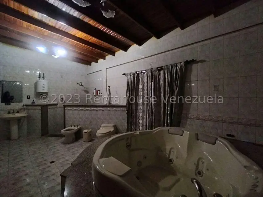 Terreno (Comercial) en Venta en Palo Negro, Aragua - 27
