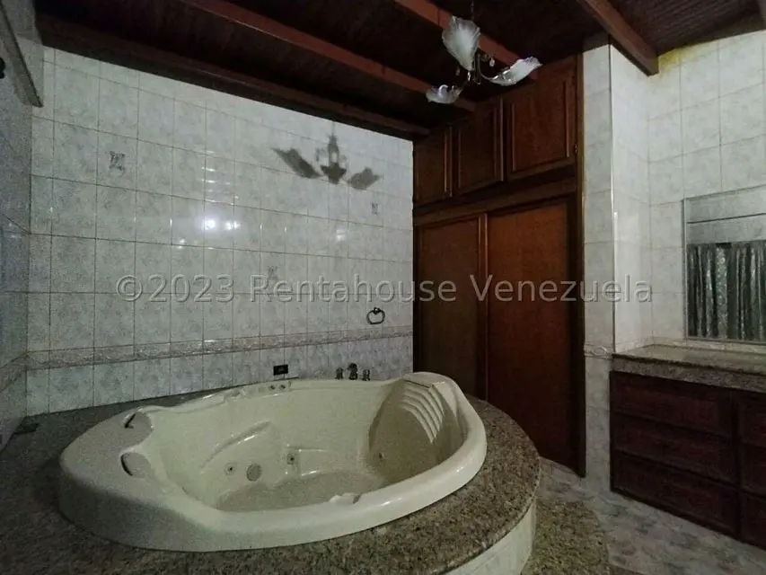 Terreno (Comercial) en Venta en Palo Negro, Aragua - 28