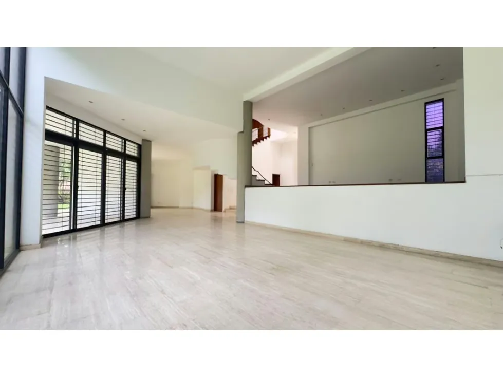 Se vende/alquila Conjunto de Casas 700m² Prados del Este - 13