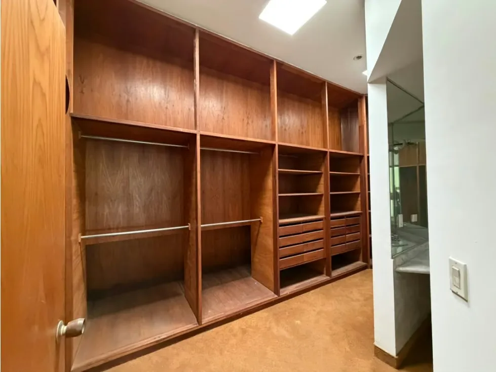 Se vende/alquila Conjunto de Casas 700m² Prados del Este - 28