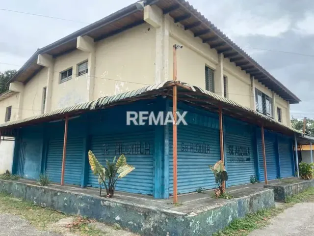 Alquiler Local Comercial Av.Intercomunal Cabudare Acarigua. - 4