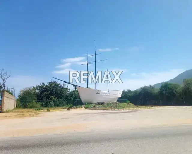 OPORTUNIDAD DE INVERSION TERRENO EN EL TIRANO CERCANO AL MAR, ISLA DE MARGARITA, NUEVA ESPARTA