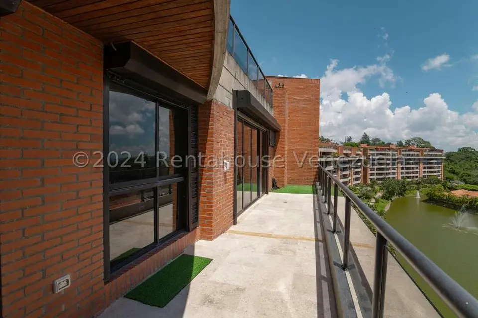 Apartamento (Duplex) en Venta en La Lagunita Country Club, Distrito Metropolitano - 15