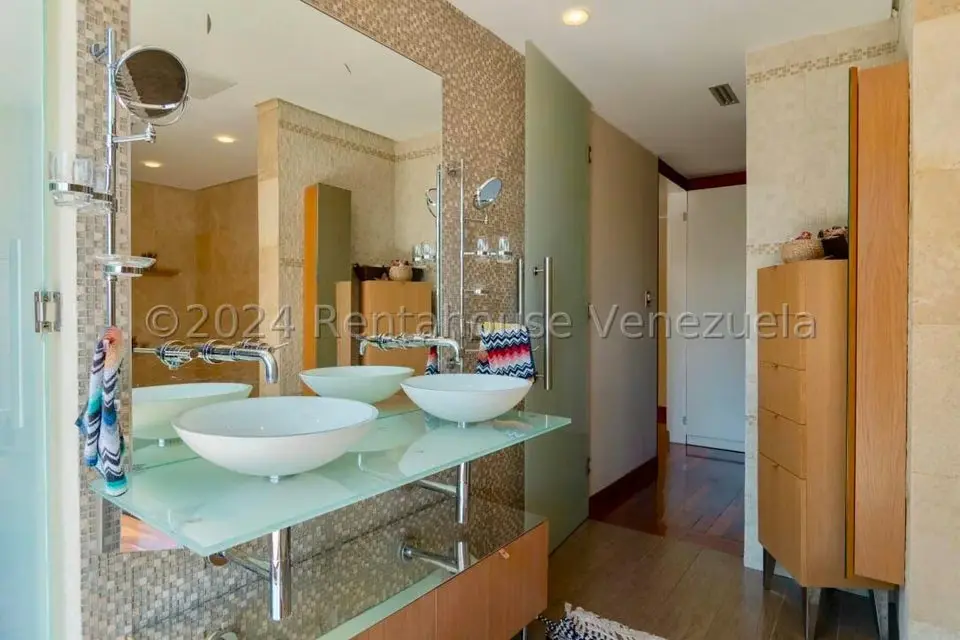 Apartamento (Duplex) en Venta en La Lagunita Country Club, Distrito Metropolitano - 30
