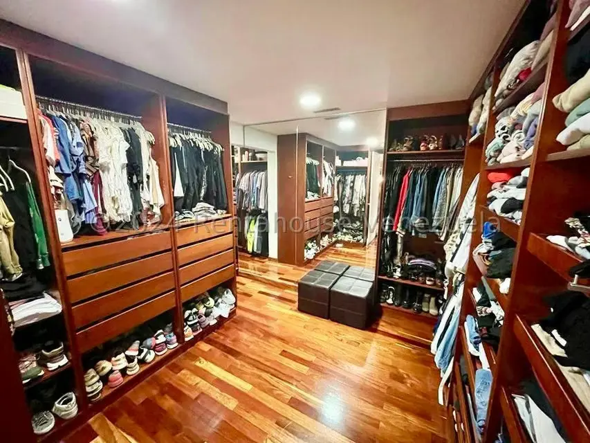 Apartamento (Duplex) en Venta en La Lagunita Country Club, Distrito Metropolitano - 32