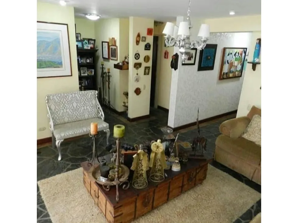 Alto Prado VENDO casa 350m2 Remodelada calle cerrada vista Ávila(mogo) - 4