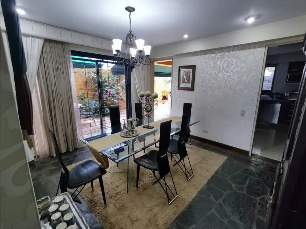 Alto Prado VENDO casa 350m2 Remodelada calle cerrada vista Ávila(mogo) - 6