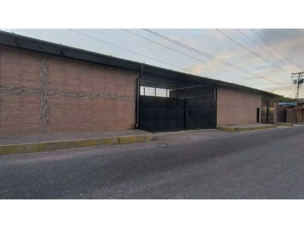 Galpón en venta 2000m², Carrizal - 12