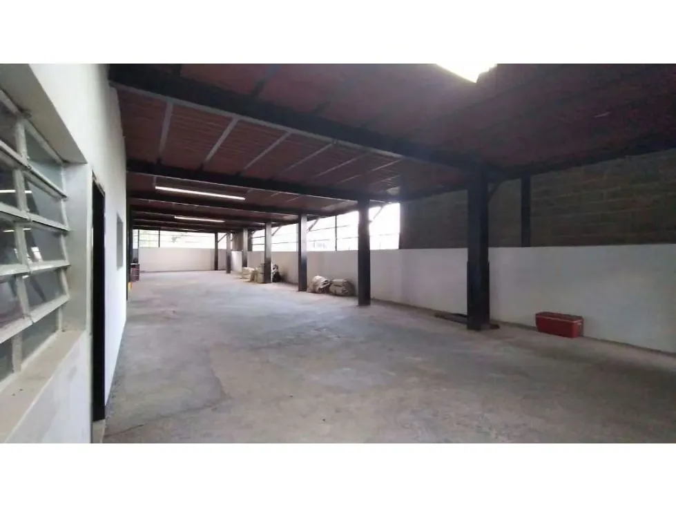 Galpón en venta 2000m², Carrizal - 16