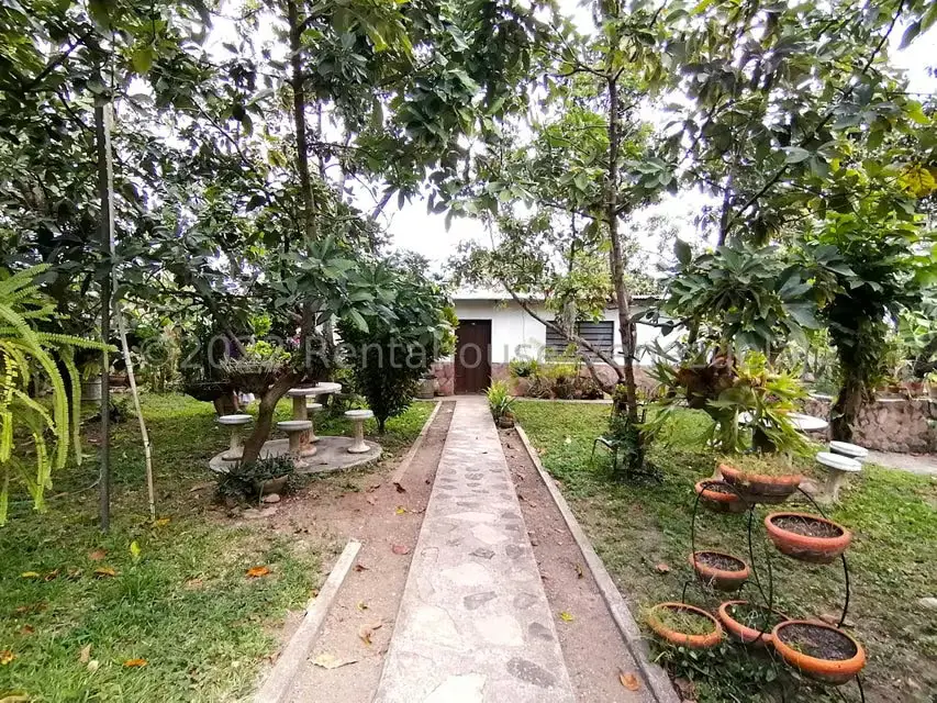 Casa (1 Nivel) en Venta en El Cercado, Lara - 28