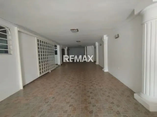 GALPÓN CON OFICINAS EN ALQUILER EN LA TRINIDAD -ZONA INDUSTRIAL - 13