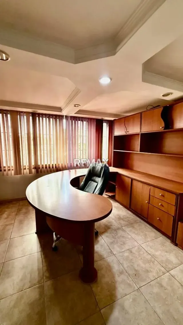 Se Vende Local para Oficinas