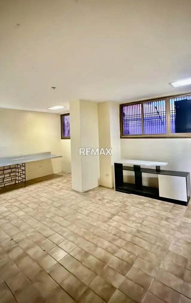 Se Vende Local para Oficinas - 11