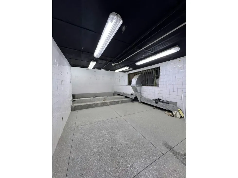 Local en venta 527m², Av Orinoco - 3