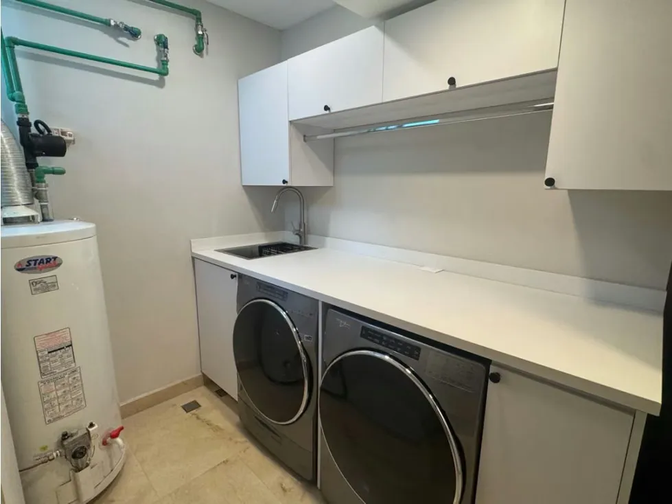 En Alquiler Apartamento Amoblado en La Castellana. Chacao - Caracas - 25