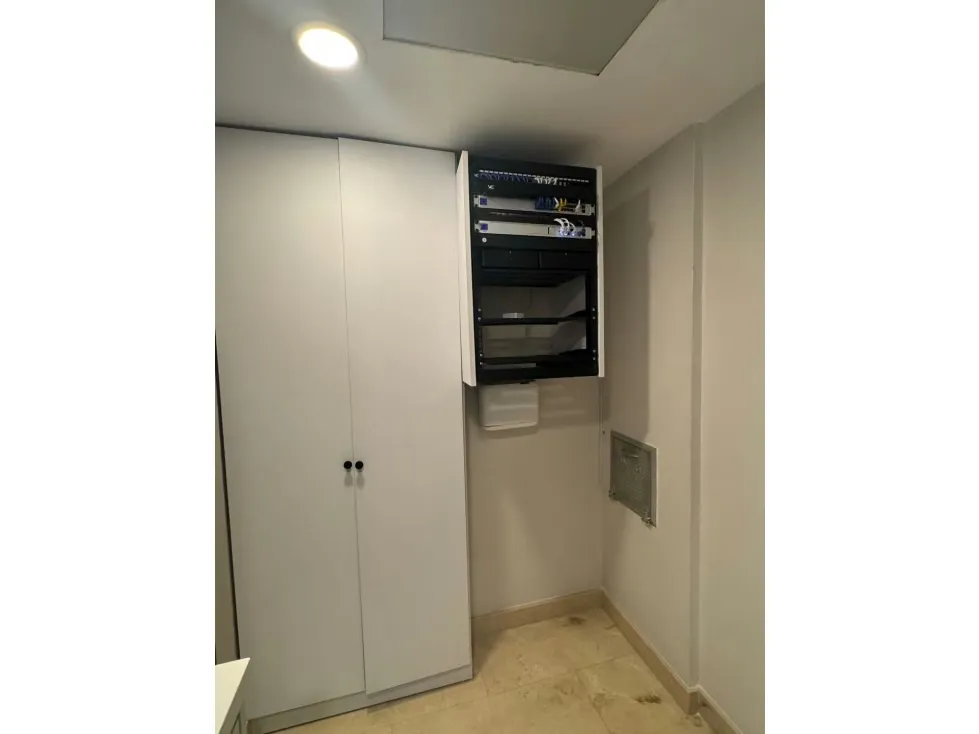 En Alquiler Apartamento Amoblado en La Castellana. Chacao - Caracas - 26