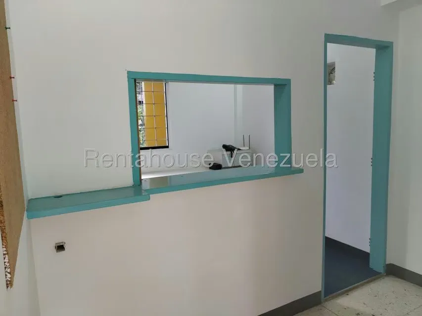Local Comercial en Alquiler en Colinas de Bello Monte, Distrito Metropolitano - 2