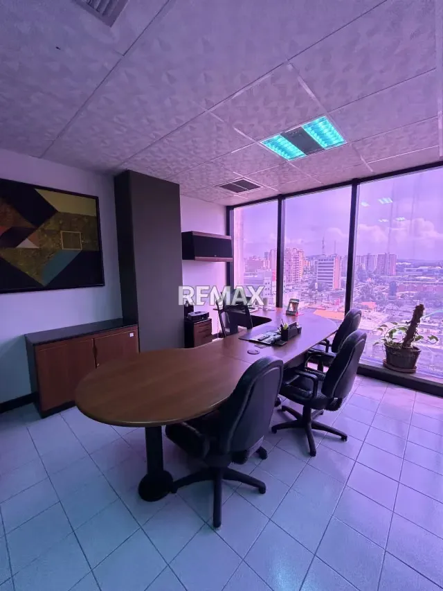 Venta Oficina 7-1 Torre Milenium - 3