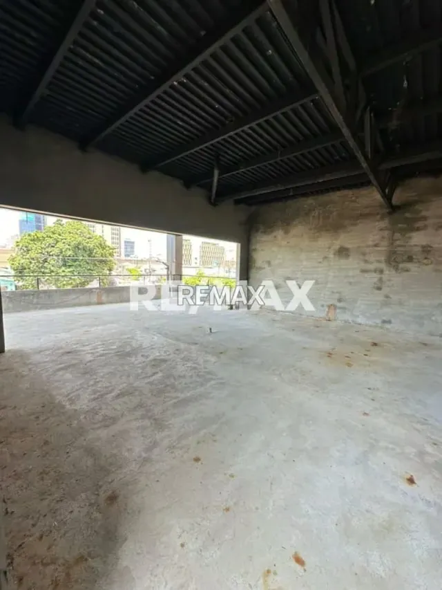 Local Comercial en Venta Avenida 11 - 2