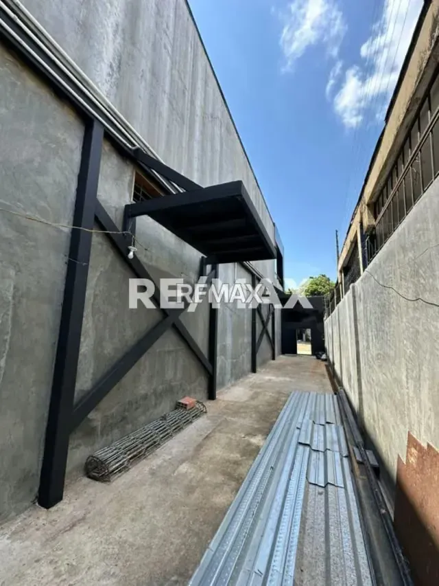 Local Comercial en Venta Avenida 11 - 9