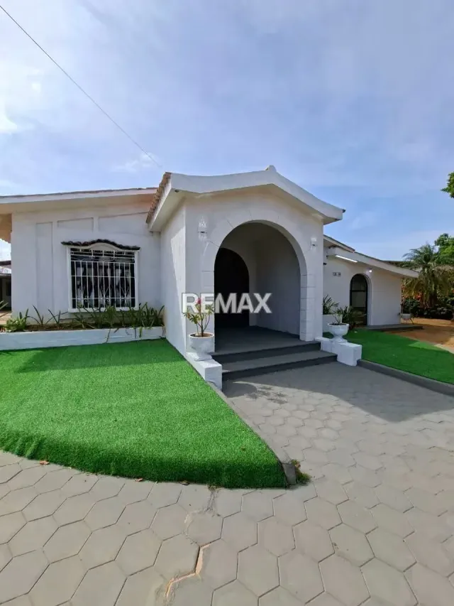 CASA EN VENTA EN LA CIRCUNVALACION 2, CERCA DE CARRO CHOCADO - 15