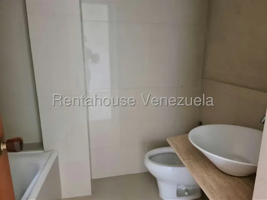 Apartamento (1 Nivel) en Venta en Colinas de Valle Arriba / Mirador de Los Campitos, Distrito Metropolitano - 24