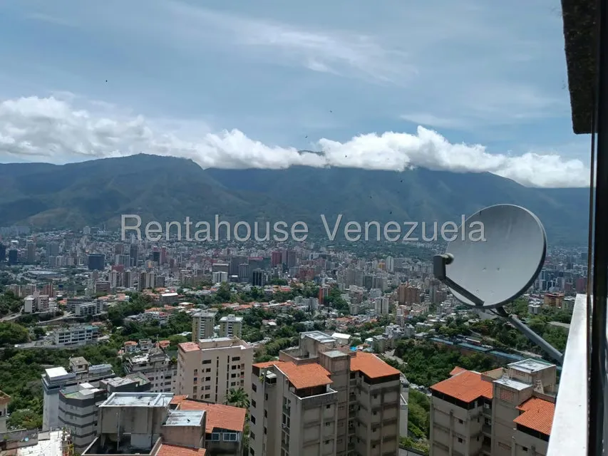 Apartamento (1 Nivel) en Alquiler en Colinas de Bello Monte, Distrito Metropolitano - 3