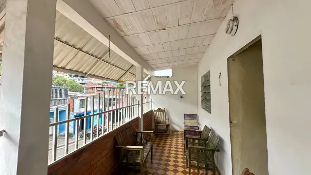 En VENTA casa en TARIBA. Dos (2) cuadras más arriba del FUNDAHOSTA - 6